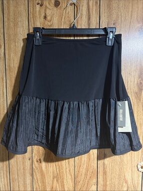 Kollontai Montreal Women’s Black Ruffle Hem Skirt